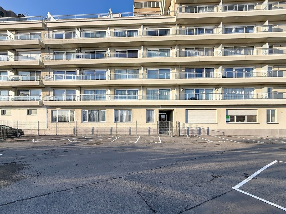 Luxueus afgewerkt, rustig gelegen appartement in Middelkerke 