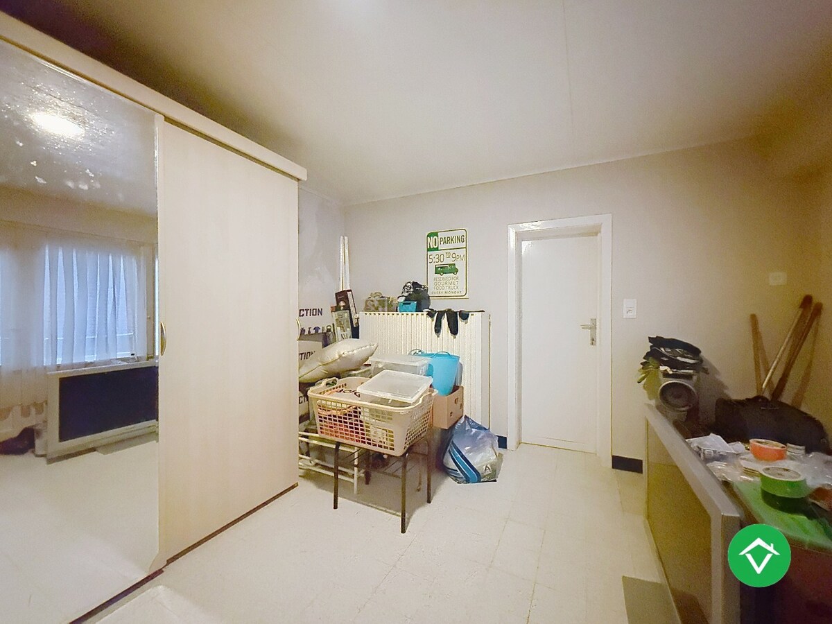 Ruime woning met 4 slaapkamers en terras te Ichtegem 