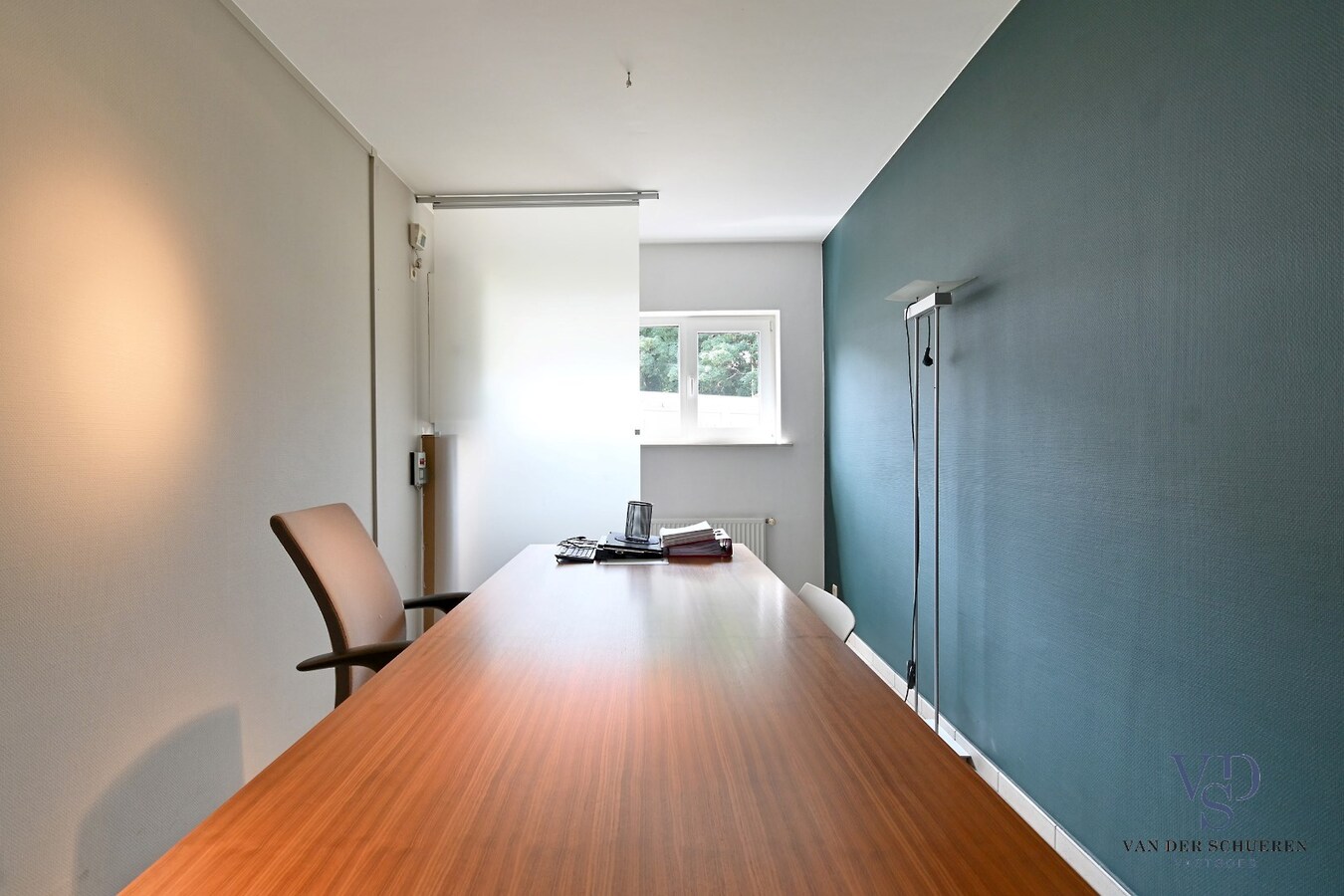 Uitstekend gelegen winkelruimte. 