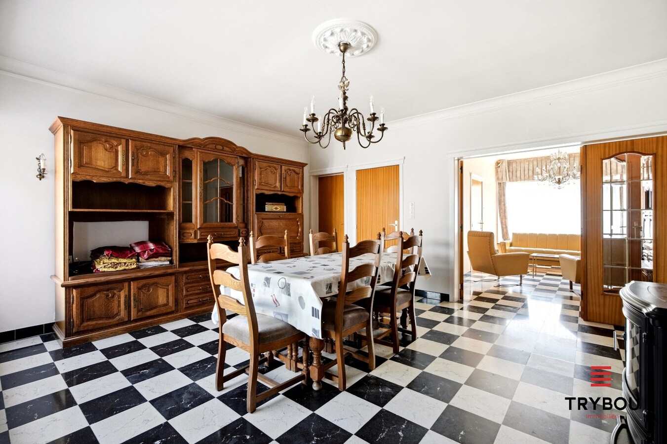 Open bebouwing met 3 slaapkamers, garage en noordoostgerichte tuin in Houthulst! 