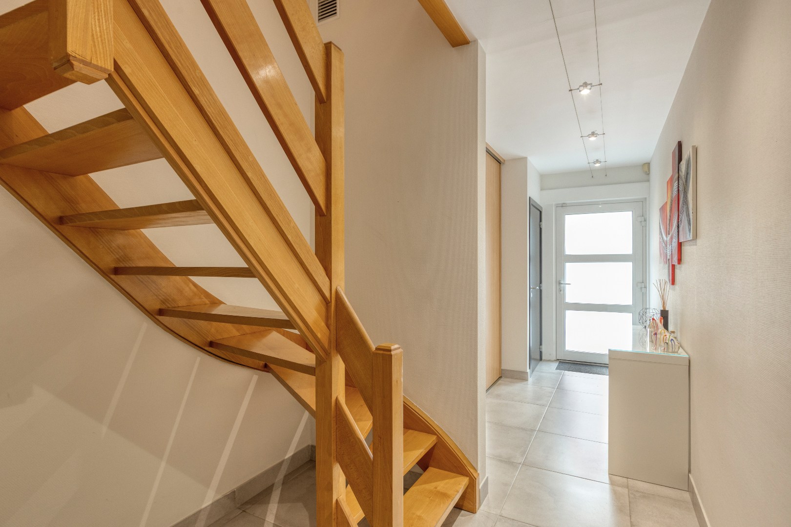 Instapklare woning (EPC:B) met 4 slpk, tuin en garage 