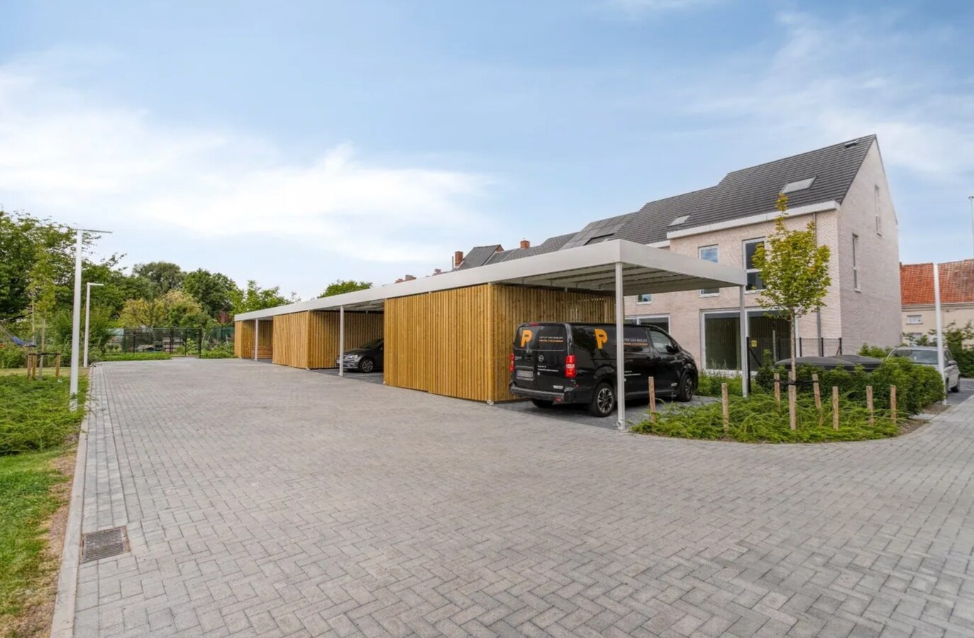 Instapklare en volledig afgewerkte nieuwbouwwoning 