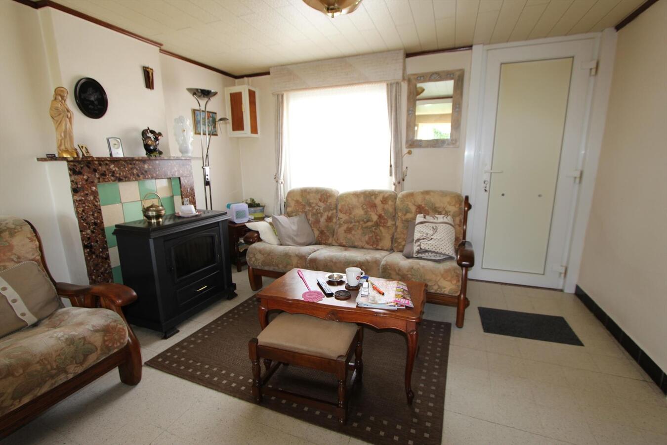 Woning met 3 slaapkamers garage en diepe tuin te Koekelare 