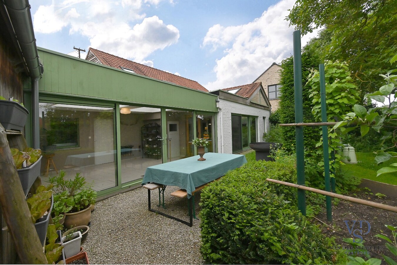 Ruim (> 280 m²) en ecologisch wonen. 