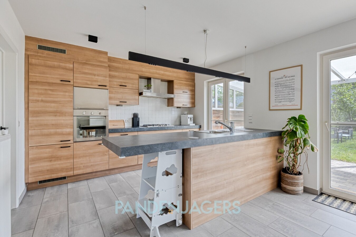 Moderne woning op het einde van een doodlopende straat te Duffel 