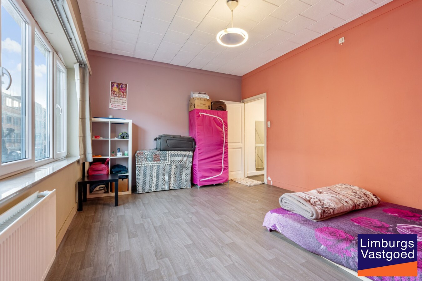 Deels gerenoveerde woning met stadstuin, 3 slpk, 2a60ca, tussen de kleine en grote ring 