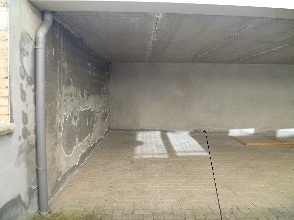 Afgesloten parkeer plaats op wandelafstand van het strand van Zeebrugge 