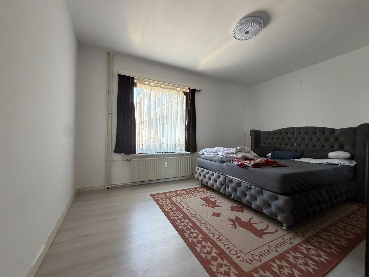 Lichtrijk instapklaar appartement EPC B  te Kuurne met 3 slaapkamers en autostaanplaats! 