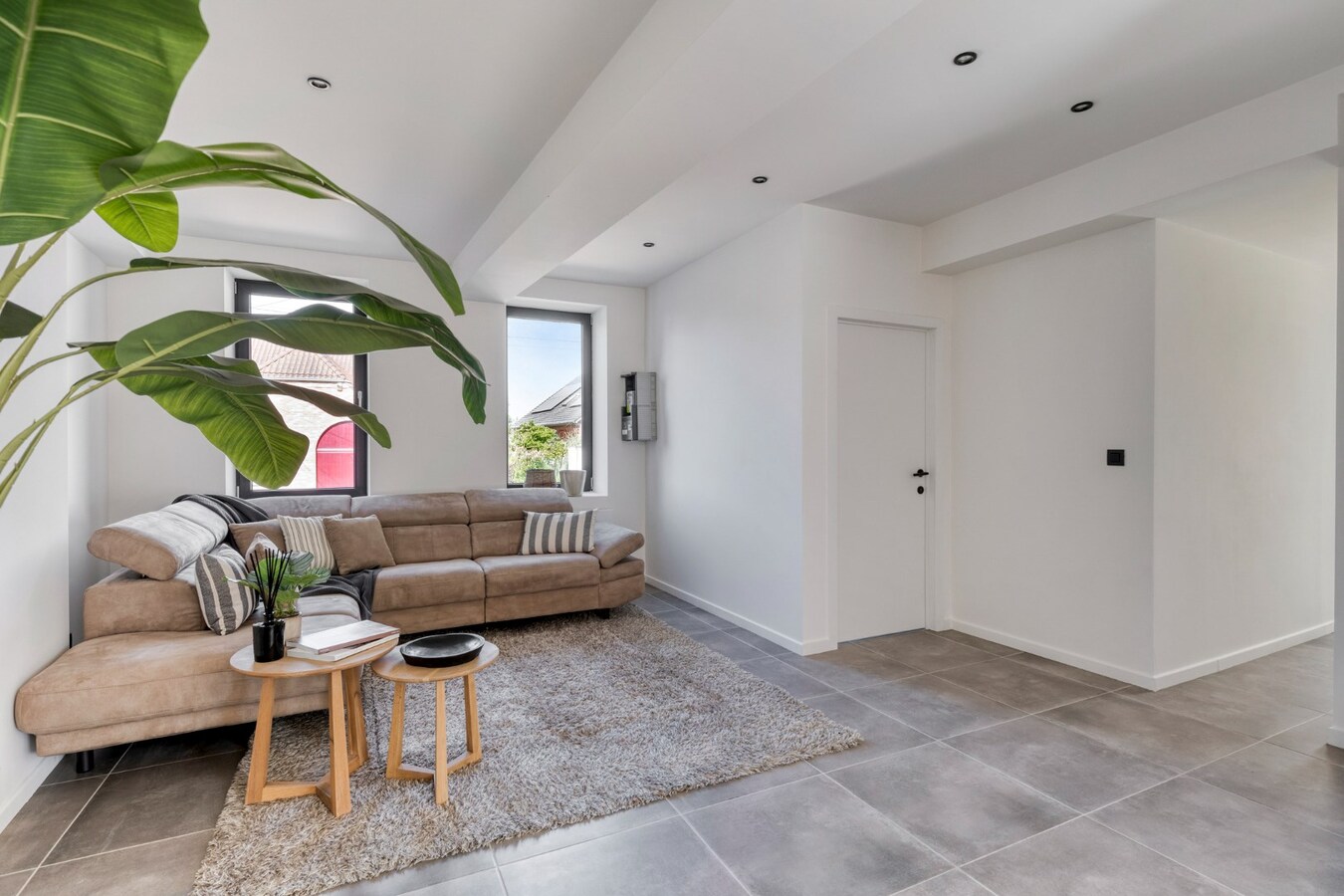 Prachtig volledig gerenoveerde half open bebouwing te Hoegaarden  - Energielabel B 