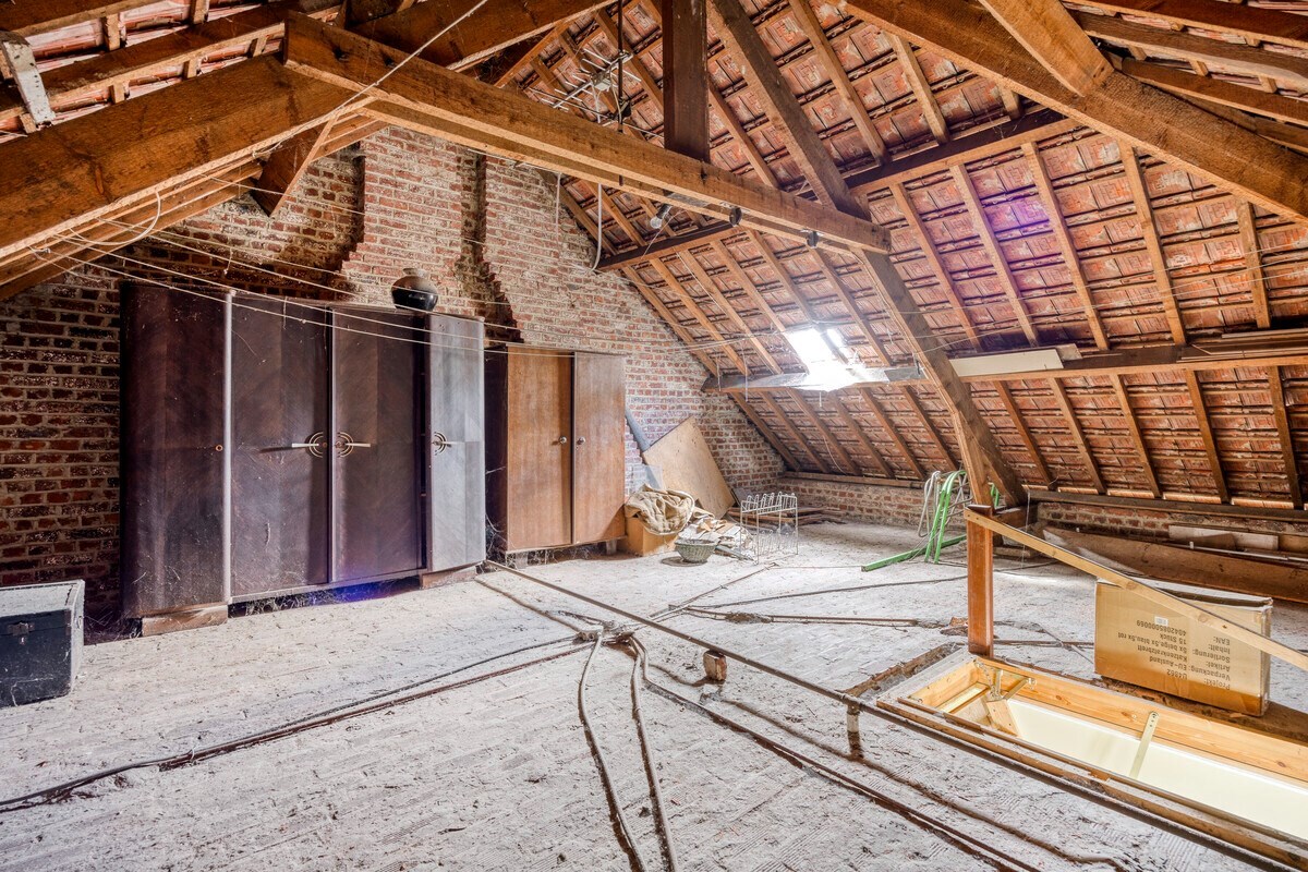 Half open bebouwing met garage, tuin en terras in Hoegaarden - 3 slaapkamers 