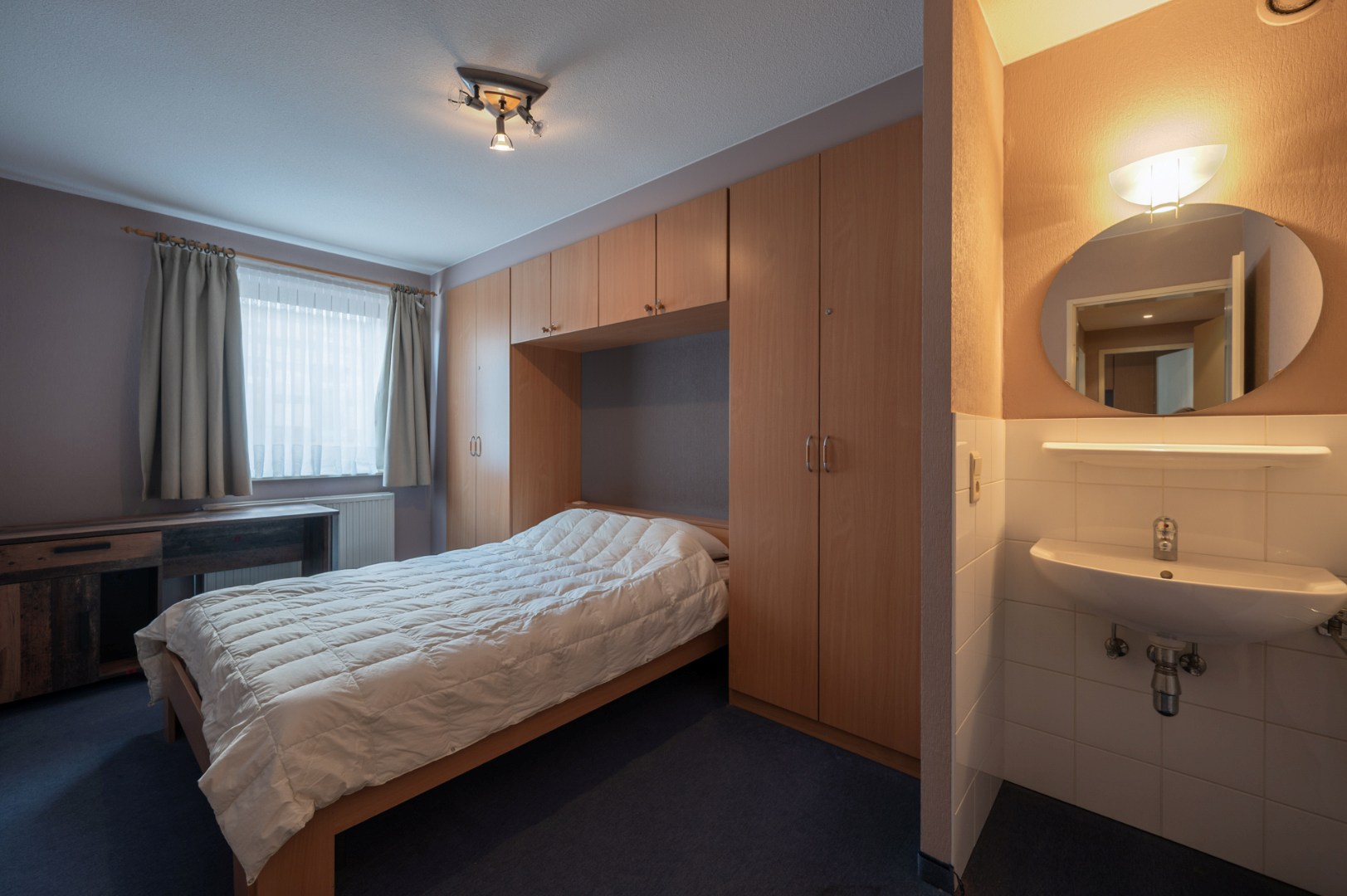 Uiterst ruim appartement met 3 slaapkamers en 2 badkamers 