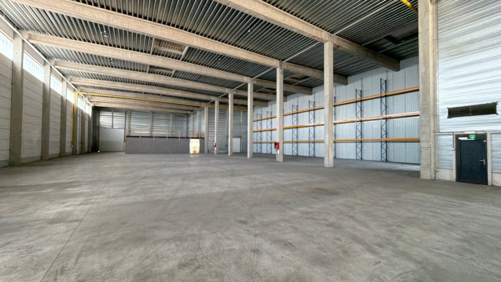Recente opslagruimtes met laadkades te huur in Malle