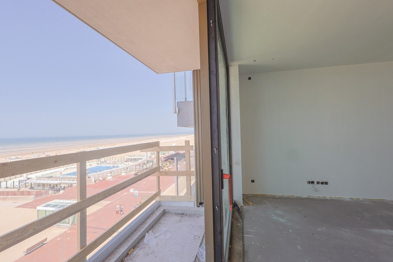 De res. Pure Sea: 7 luxe appartementen met frontaal zeezicht in Oostduinkerke. 