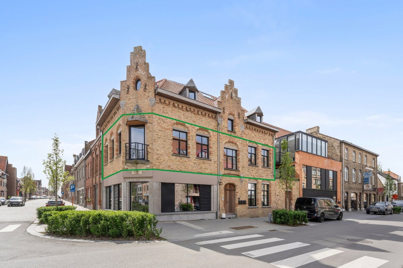 Luxueuze totaalrenovatie | ruim 2 slaapkamer appartement met terras 