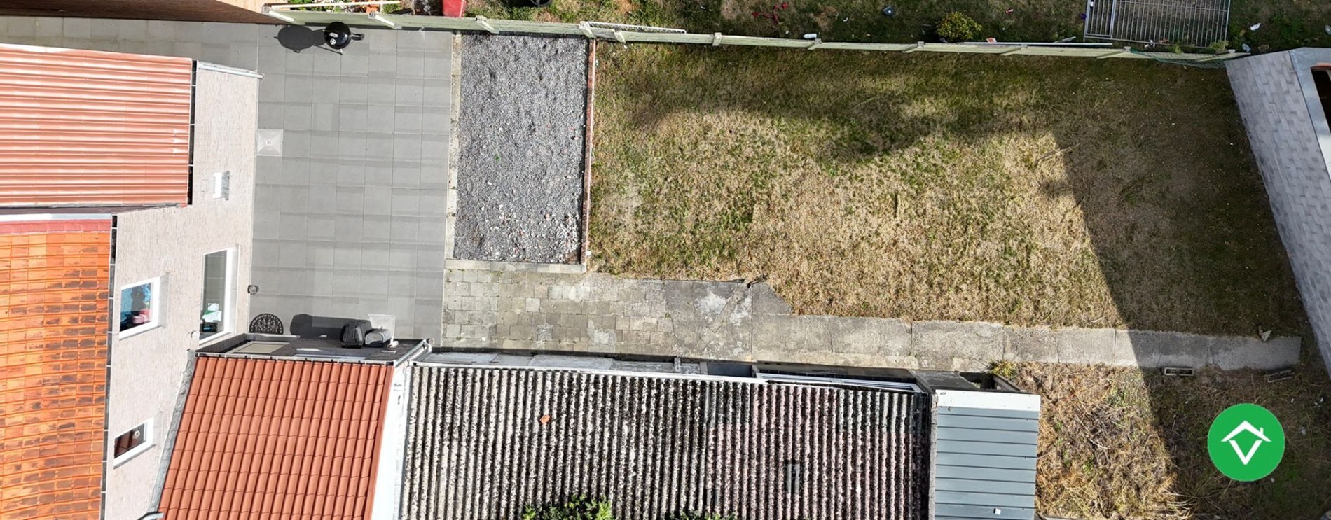 Halfopen bebouwing in Oudenburg (Ettelgem) met 4 slaapkamers en tuin 