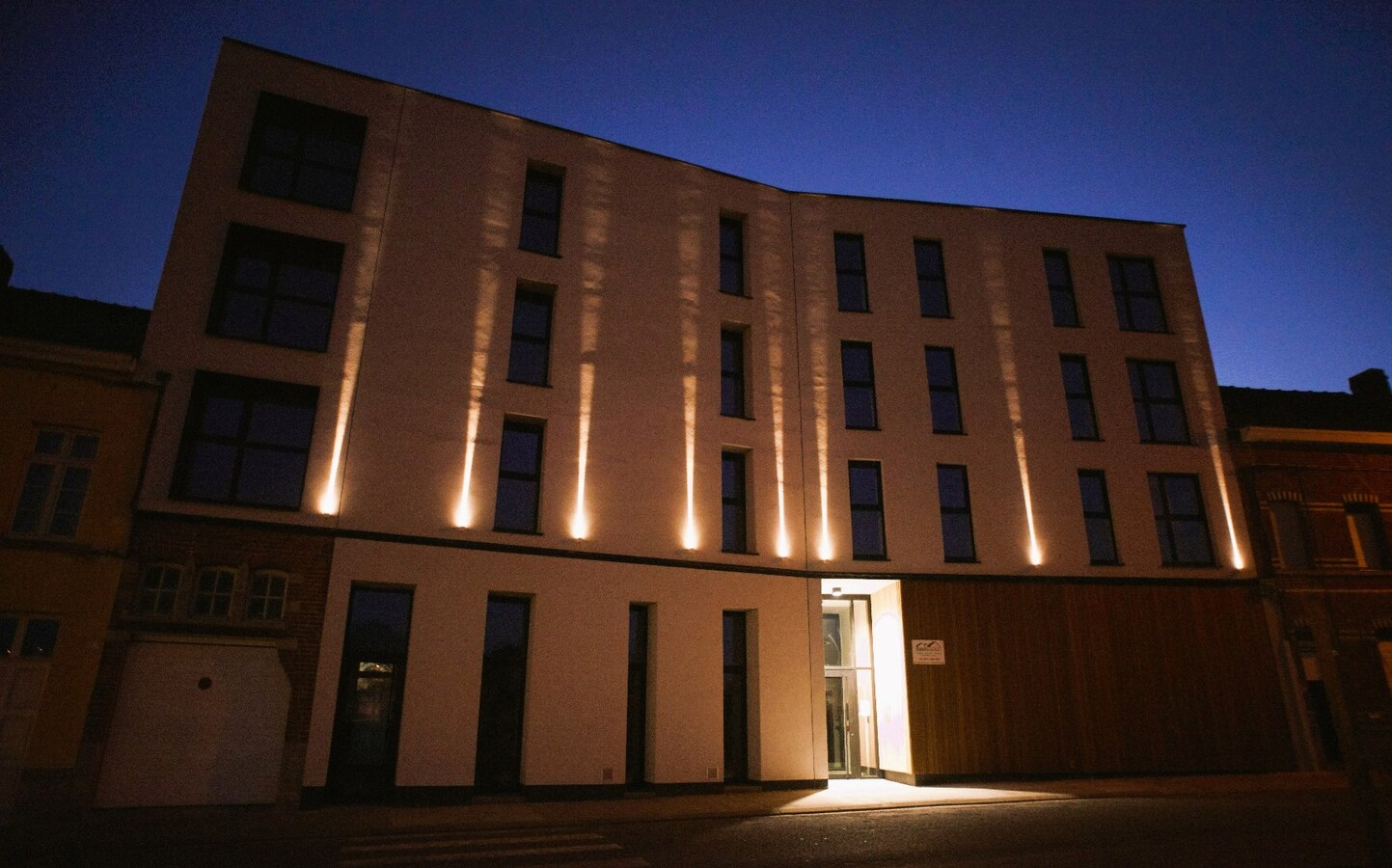 Rez-de-chaussée loué À Tournai
