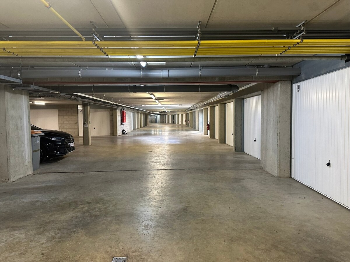 Afgesloten garages in residentie "Ta Pagonia" 