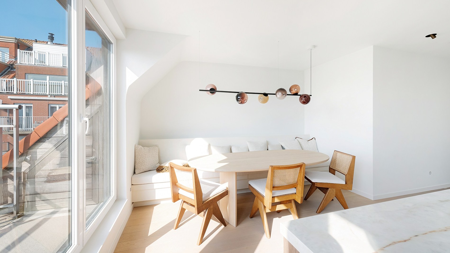 Magnifique appartement duplex rénové avec 3 chambres à vendre à Knokke 