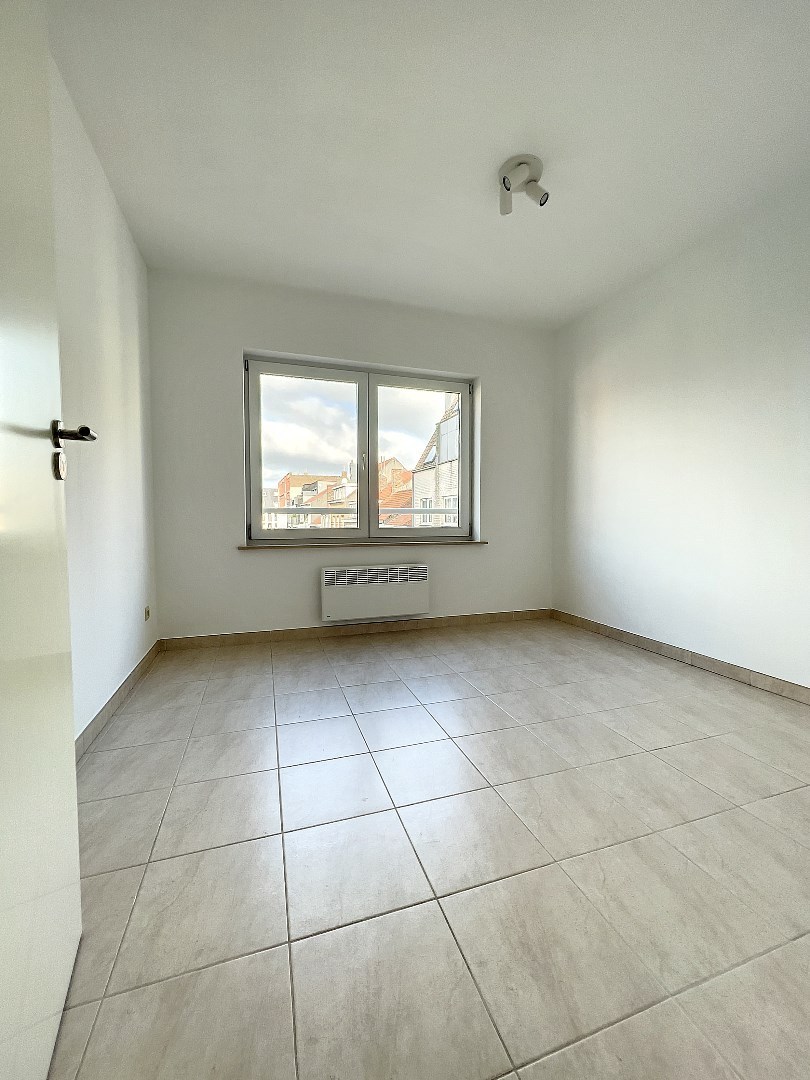 Appartement prêt à emménager avec 1 chambre et terrasse dans un quartier résidentiel calme. 