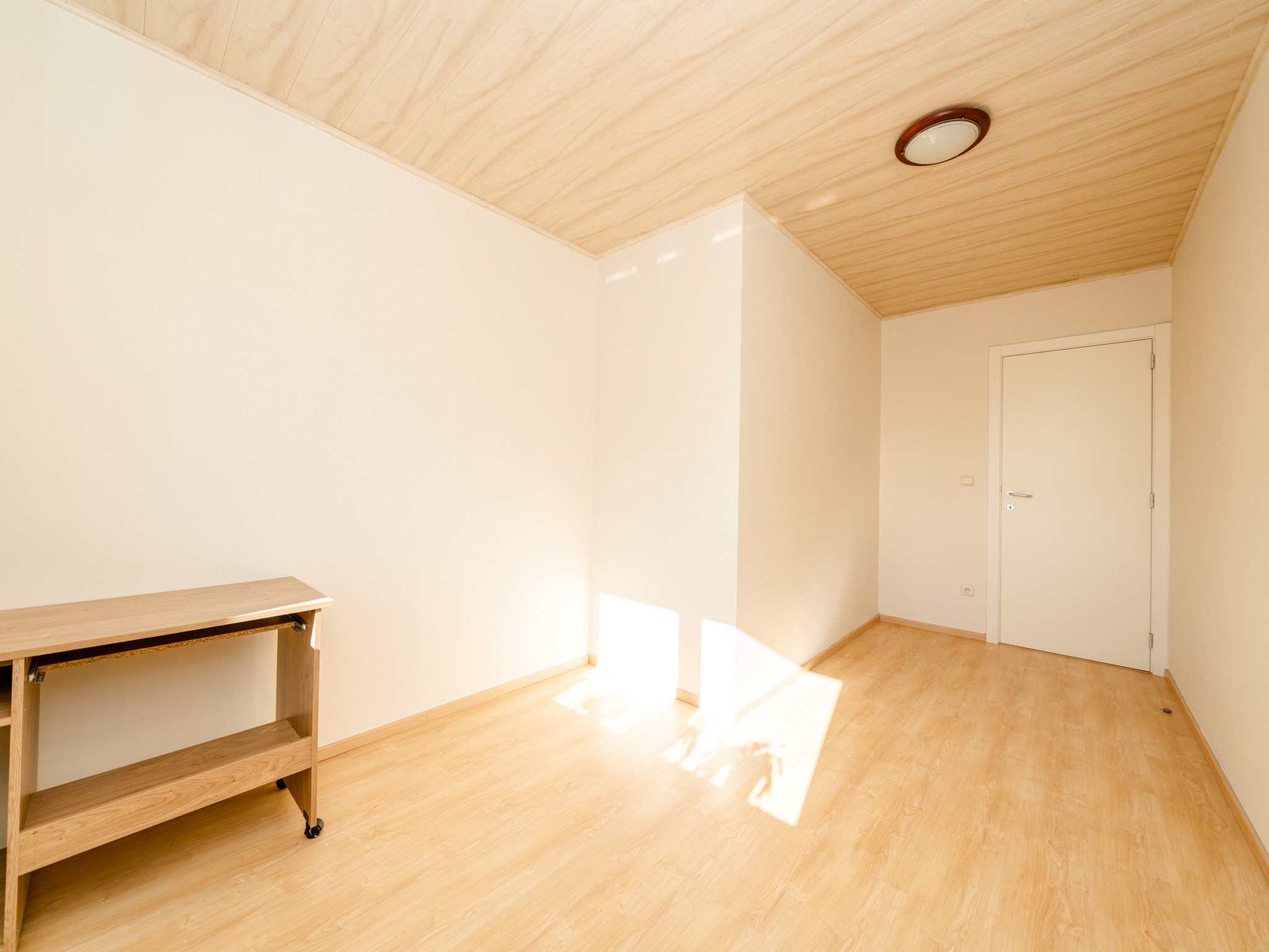 Energiezuinige, recente woning met 3 kamers, garage en tuin 