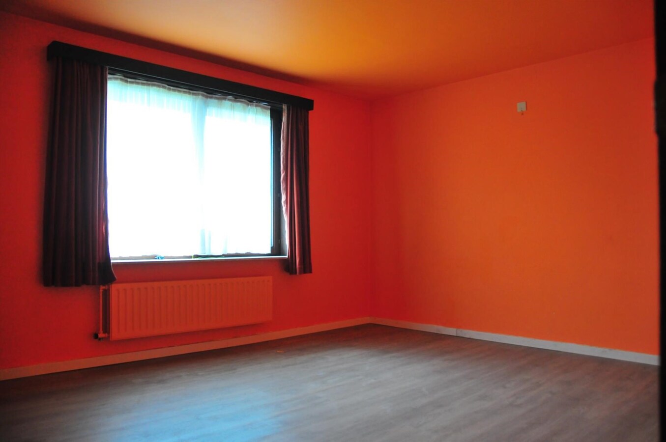 Ruime woning met 4 slaapkamers 