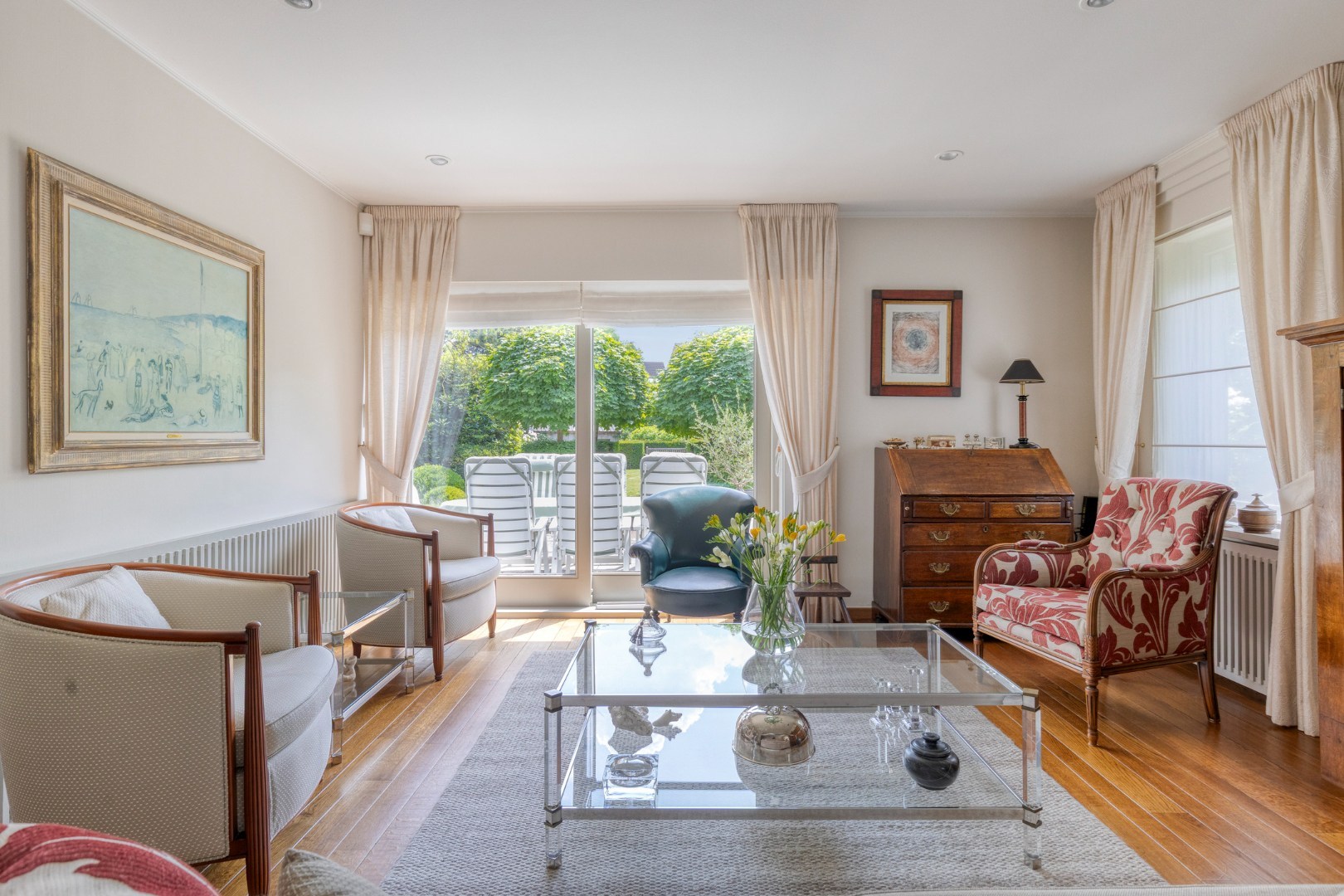 Statige woning met prachtige tuin op een unieke ligging in Geel-centrum 
