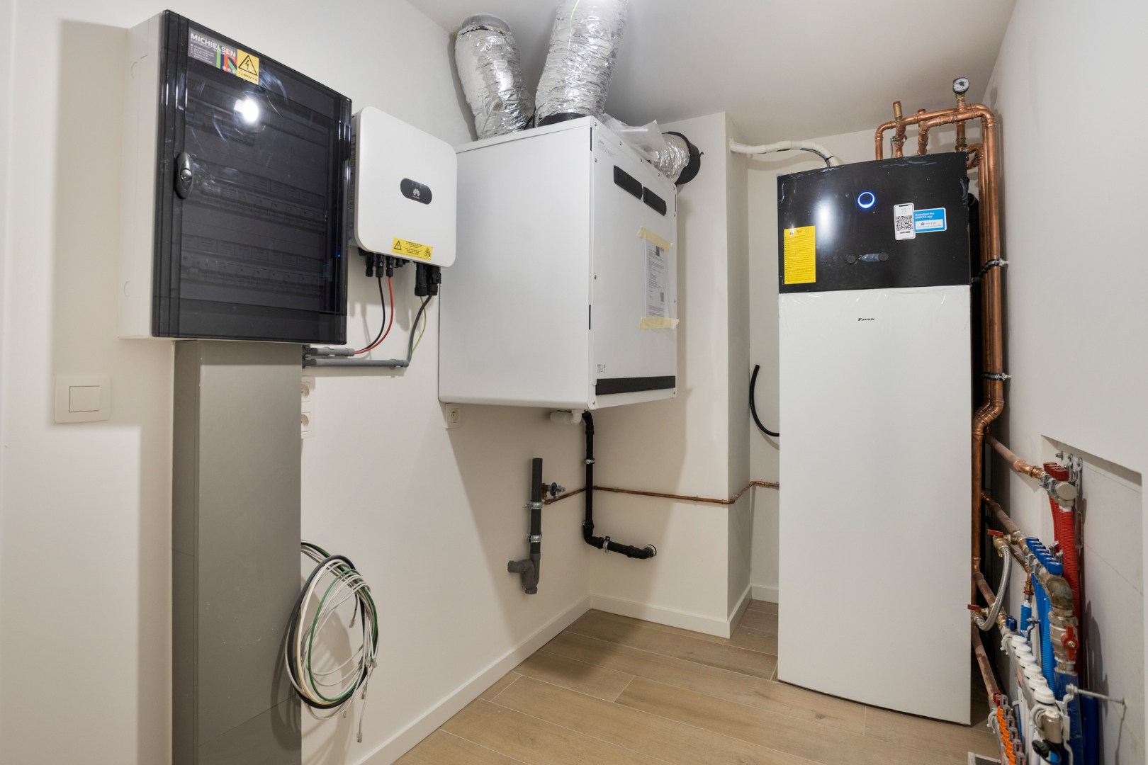 Recent en energiezuinig dakappartement met 2 slpk. in Geel-centrum 