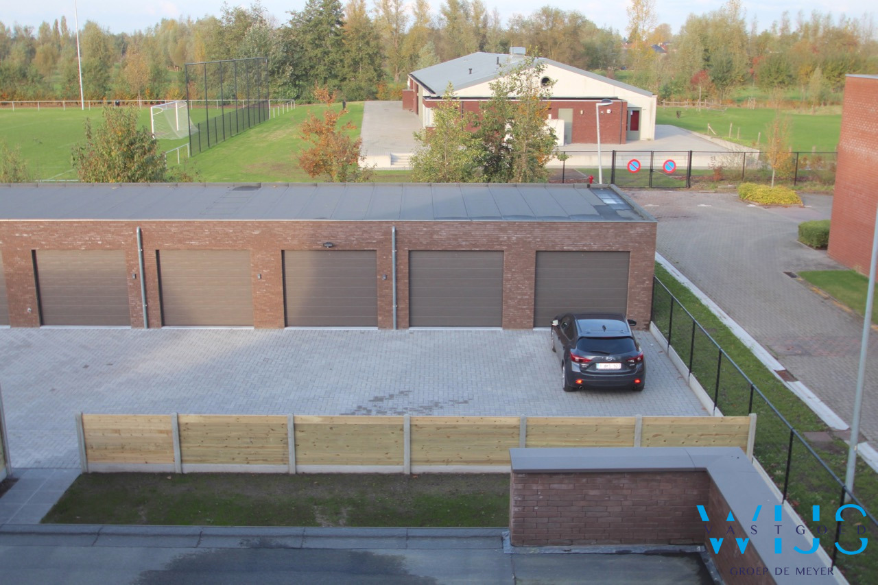 Prachtige duplex + garage in het rustige landelijke OOSTEEKLO 