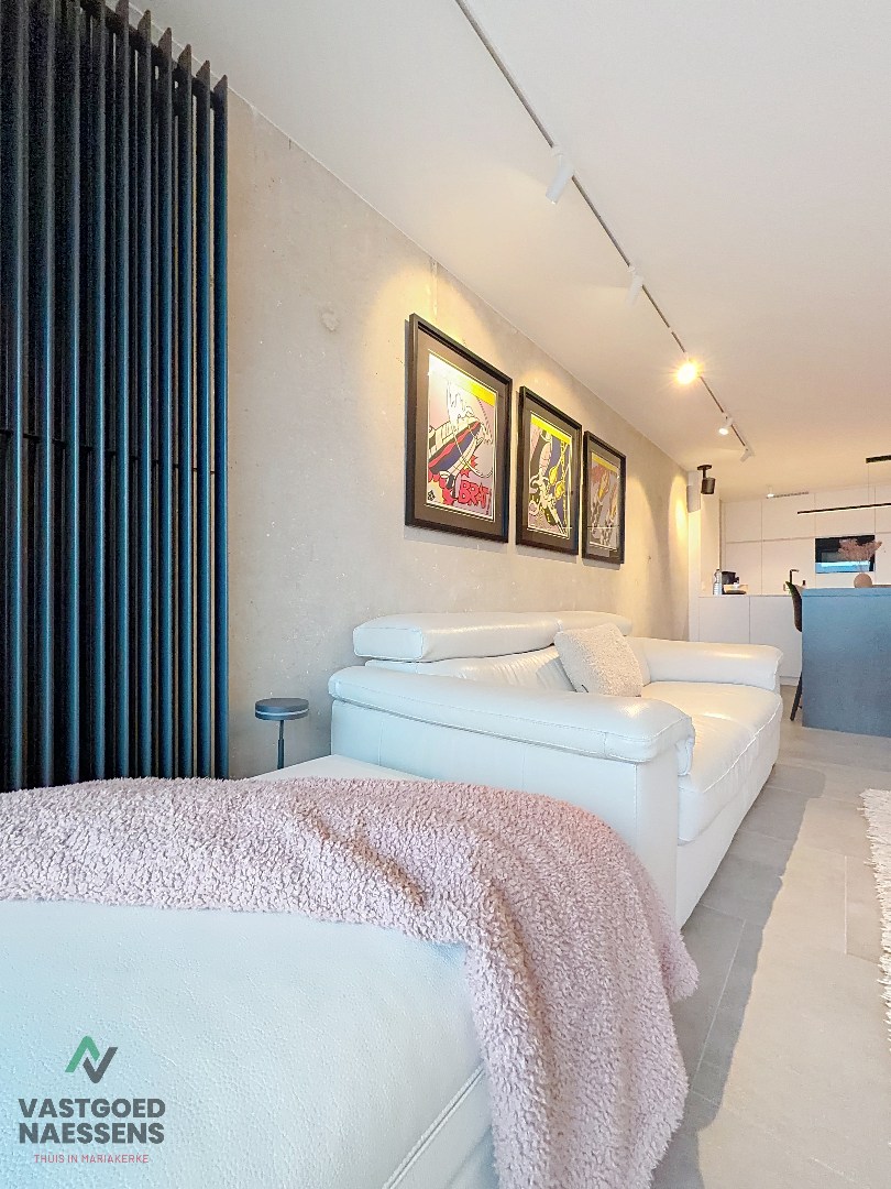 Magnifique appartement rénové de 2 chambres avec vue panoramique. 