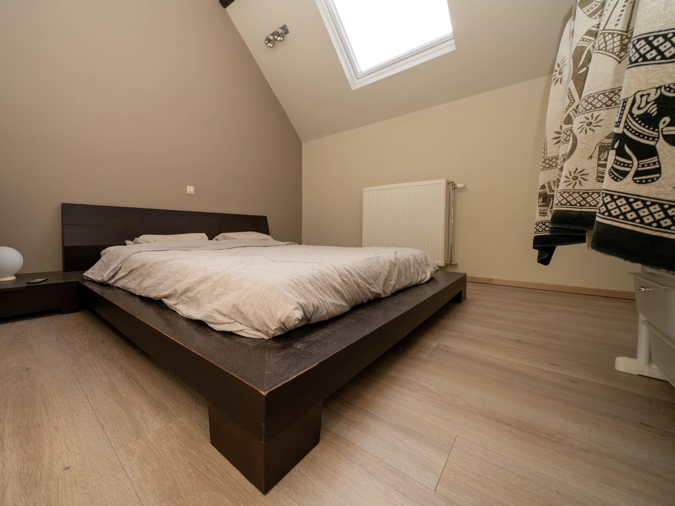 Prachtige 4-gevel met grote tuin in Itterbeek 