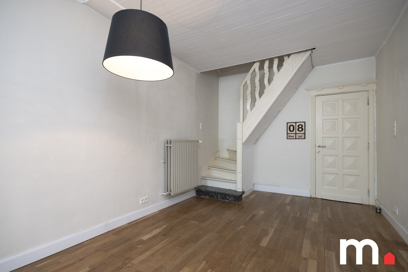 Woning te Kortrijk nabij het centrum met garage op TOPLOCATIE ! 