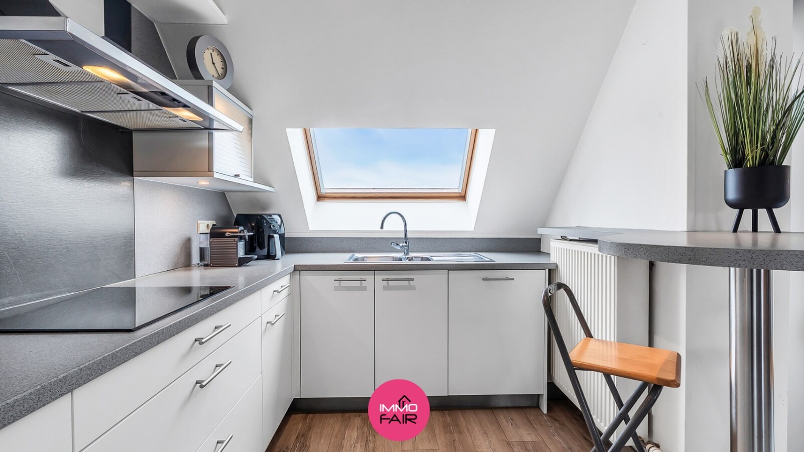 Ruim duplex appartement in kleinschalige residentie op toplocatie in Maasmechelen 