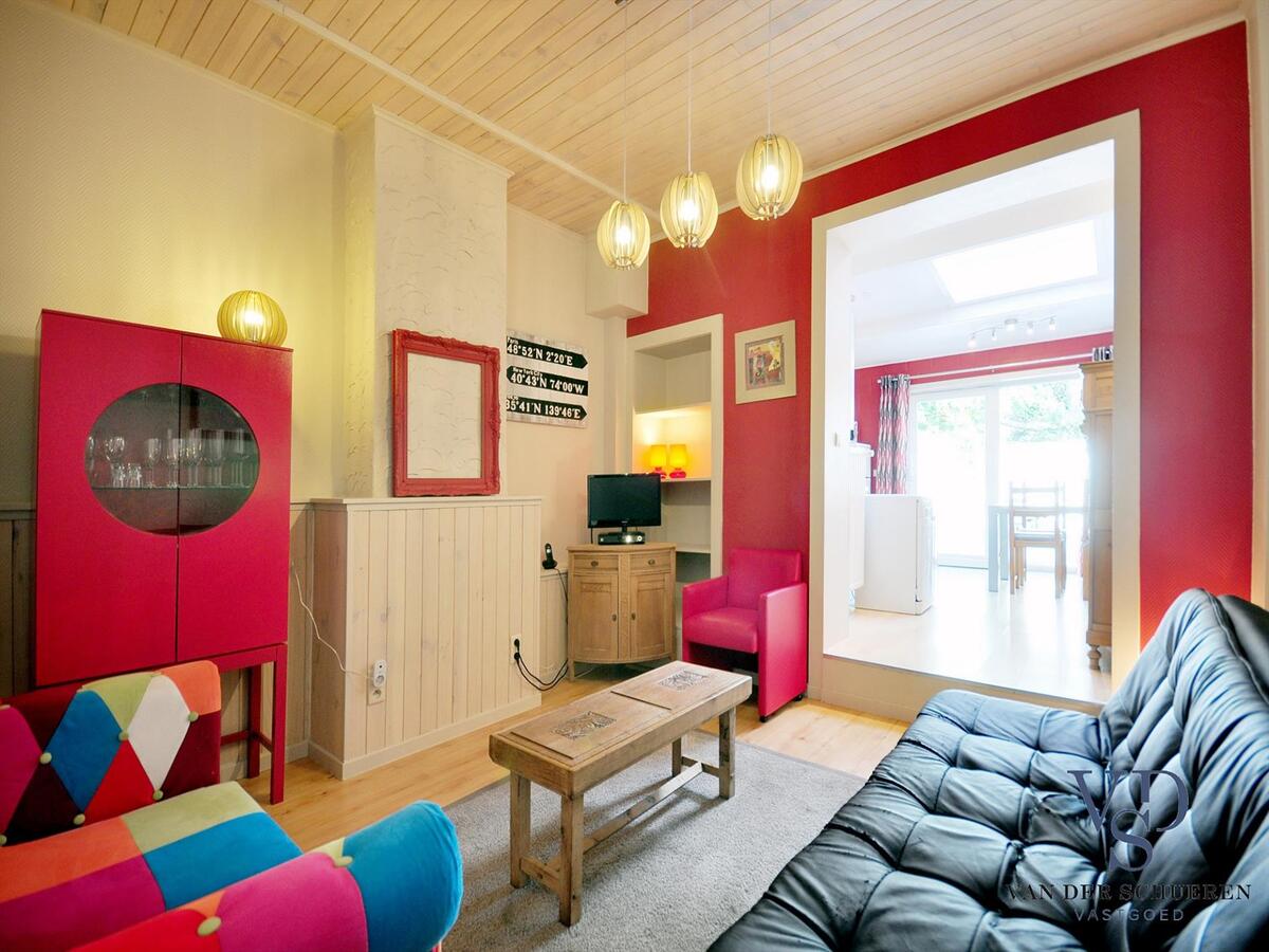 Hippe woning  op amper 350 m van het  UZ !   TOPPER !! 