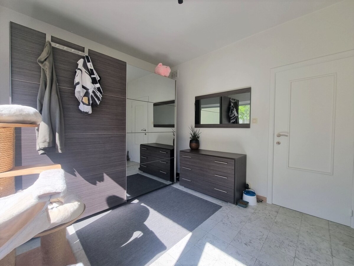 Hoekappartement met tuin en garage - Heist 