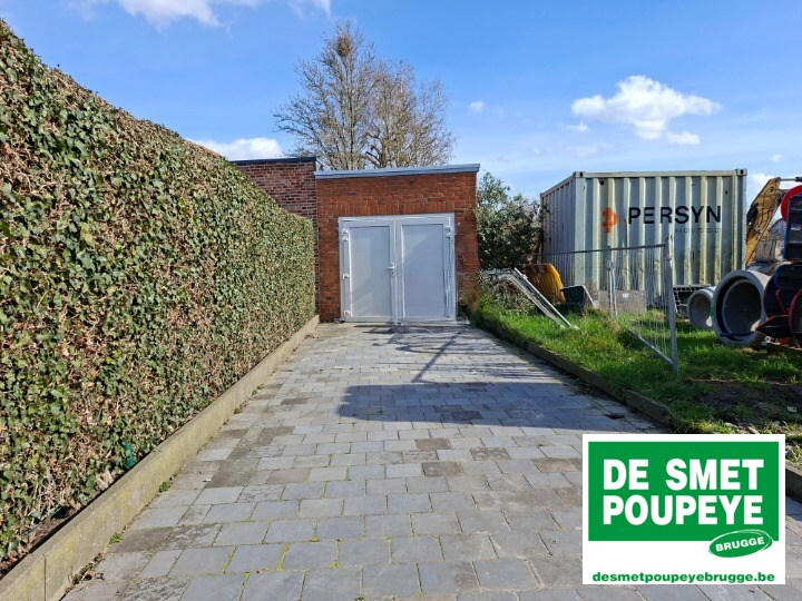 Ruime woning met garage 