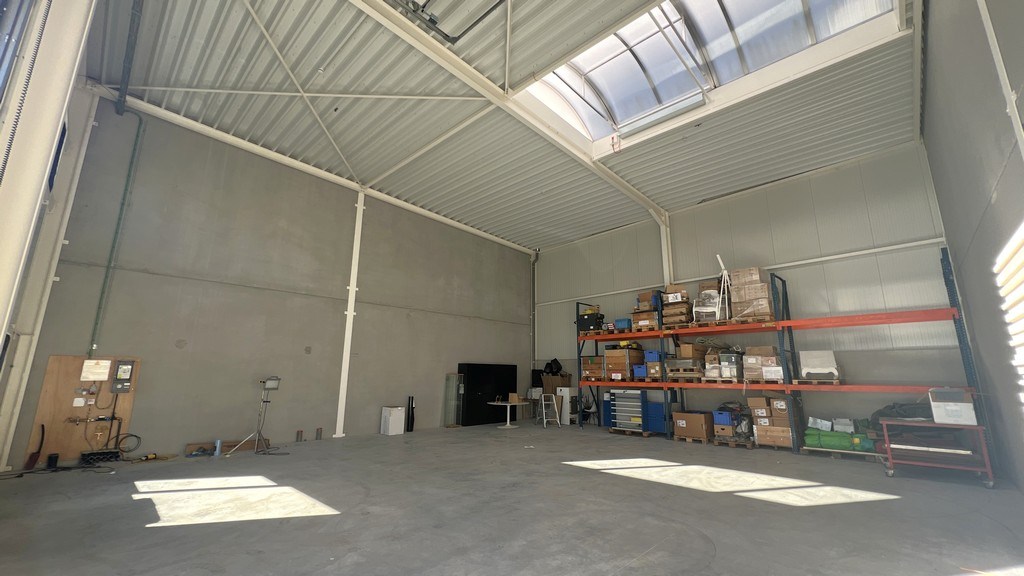 Magazijn te koop in Heermeers Green Business Park in Evergem