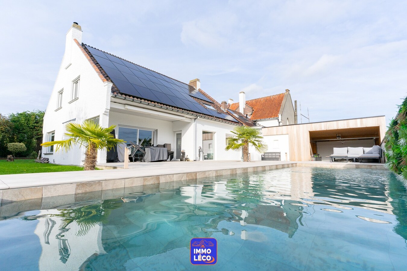 Villa semi "Plain-Pied" avec piscine, garage, carport et annexe pour profession libérale ! 