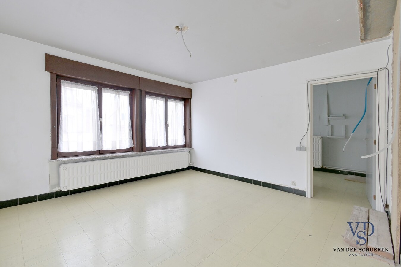 Degelijke, goed gelegen woning. 
