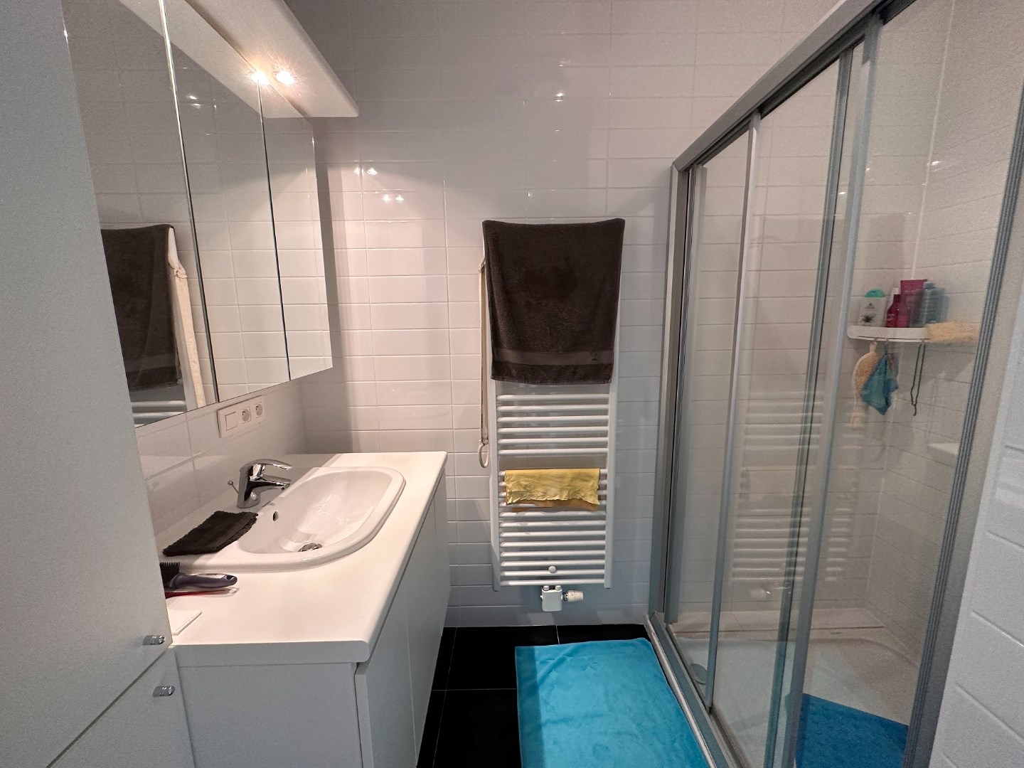 RUIME DUPLEX PENTHOUSE MET TERRASSEN OP TOPLIGGING 