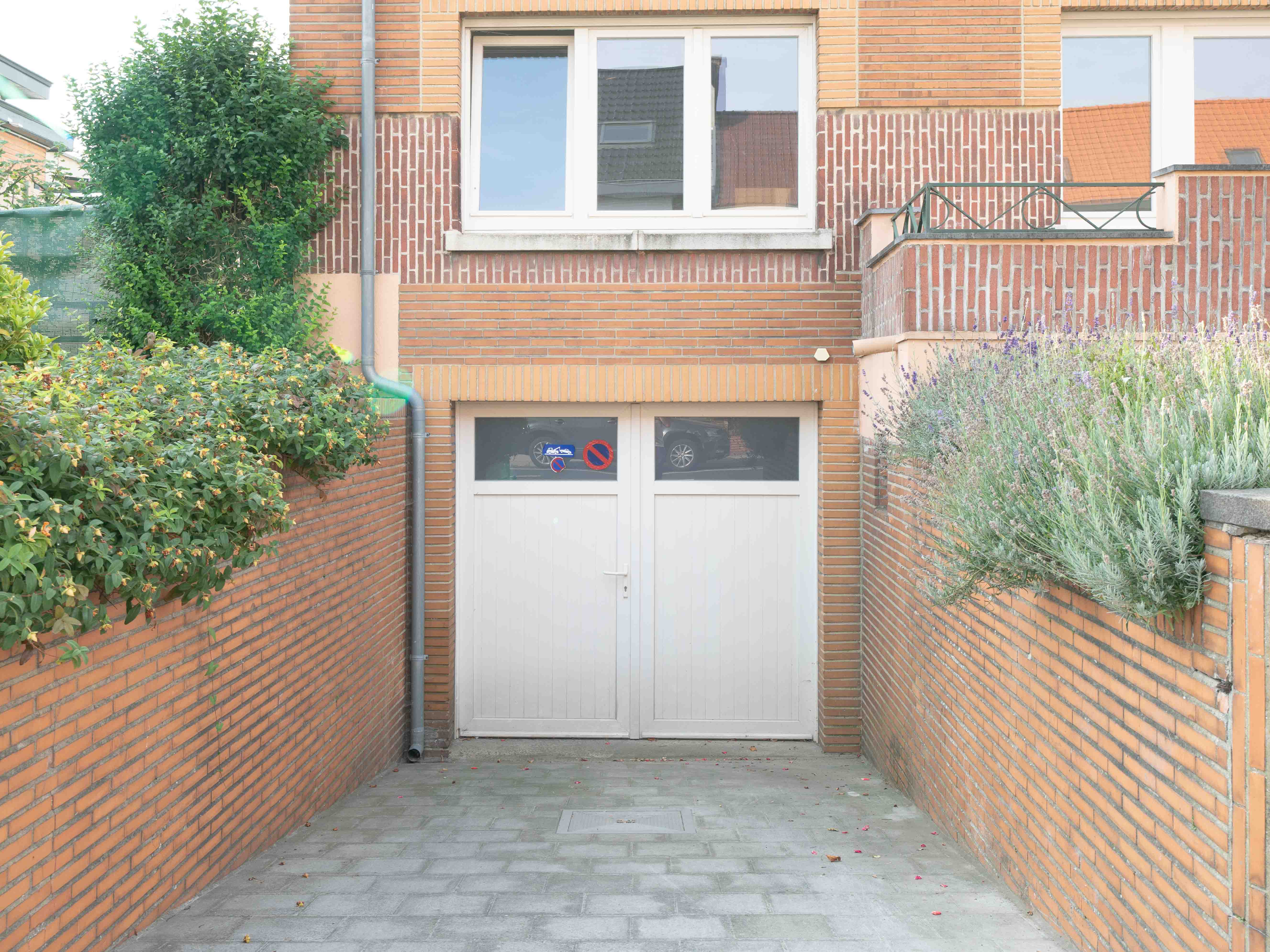 4-gevelwoning met prachtige tuin nabij alle faciliteiten 