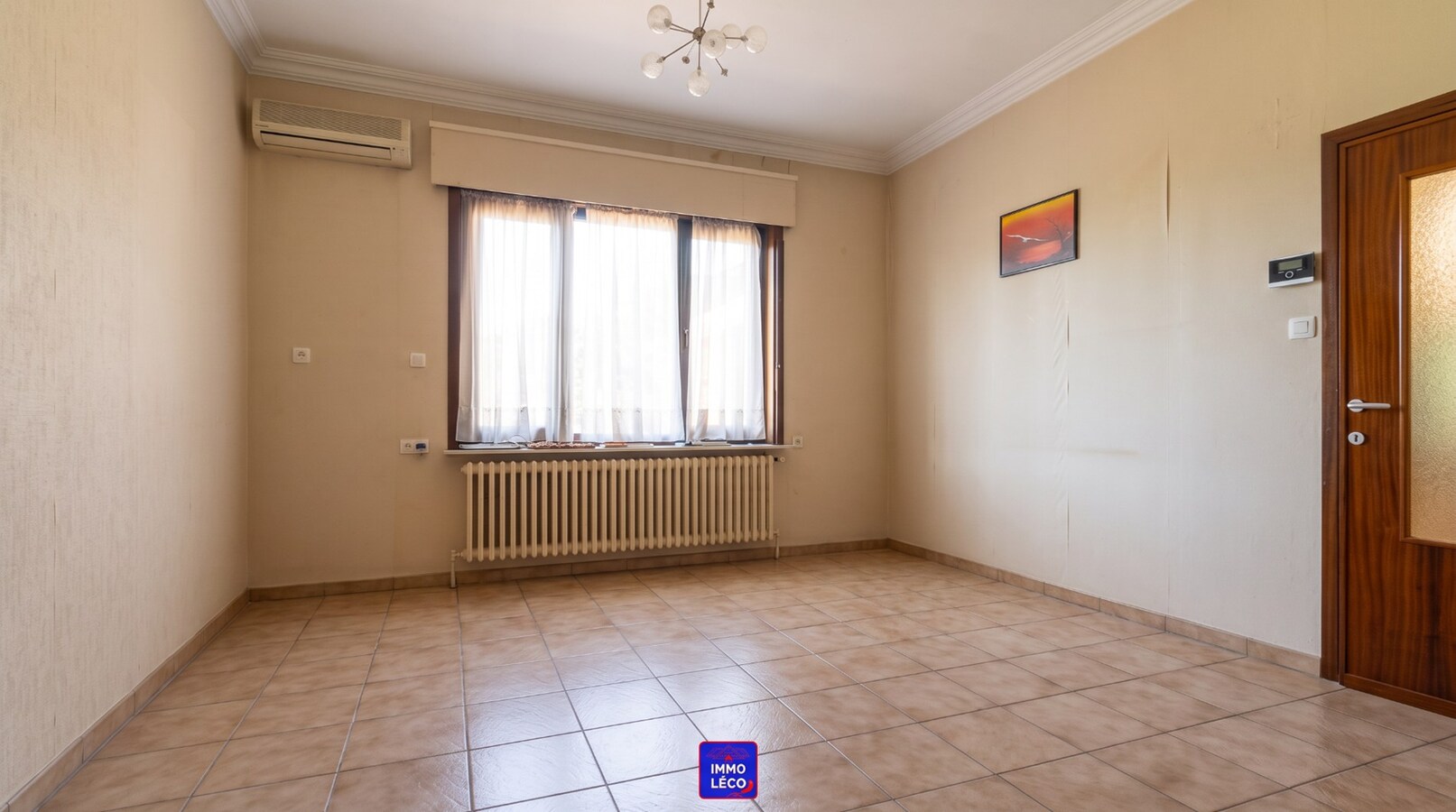 3 façades avec garage et jardin, EXCELLENT POTENTIEL ! 