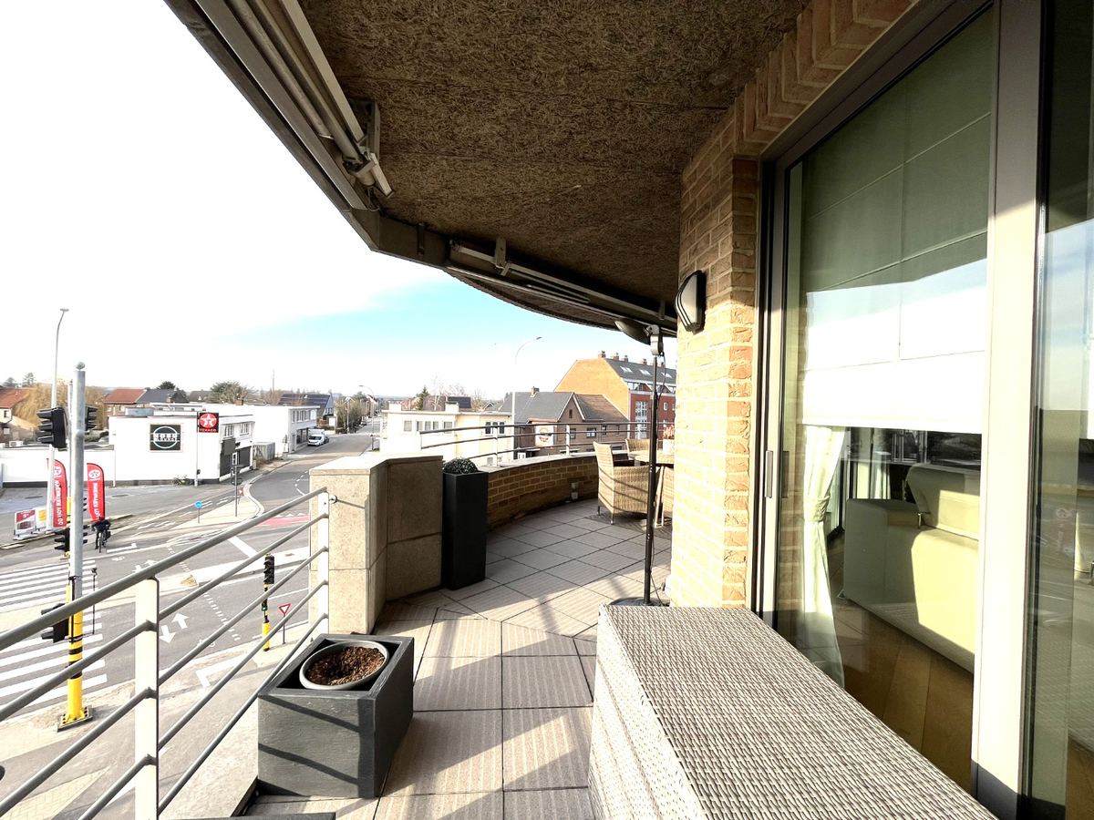 Prachtig appartement met groot terras 