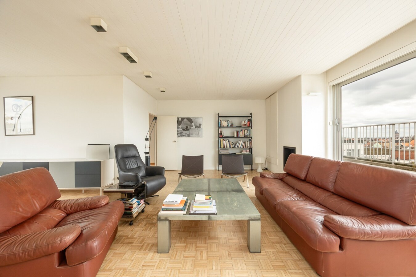 Zeer ruim appt. met 3 slpk en 2 terrassen te Antwerpen! 