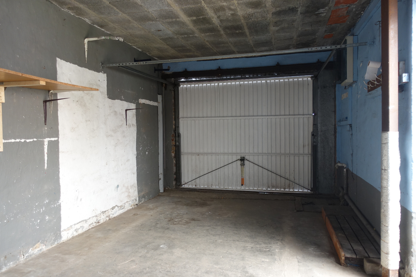 Unieke vastgoedaanbieding aan op- en afrit E40 Jabbeke 