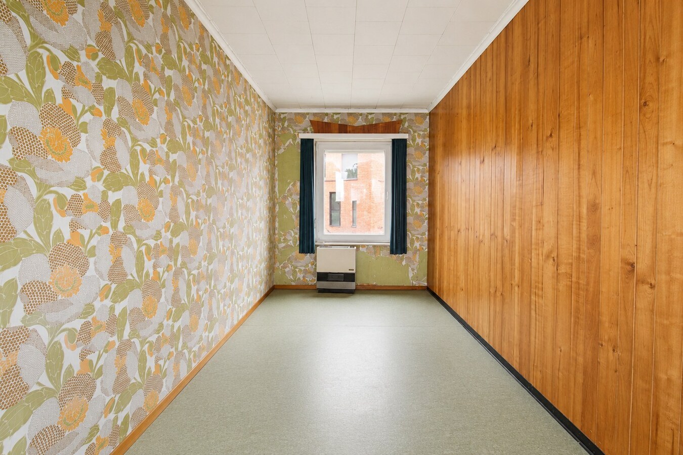 Volledig te renoveren woning met 3 slaapkamers op een toplocatie in het centrum van Sint-Niklaas! 