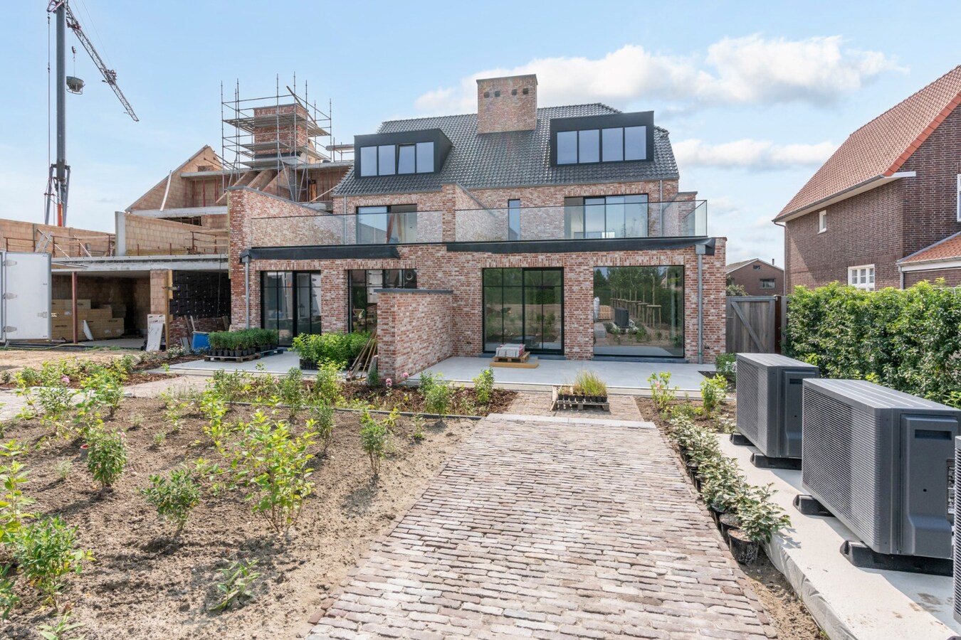 Gelijkvloers appartement met drie slaapkamers 