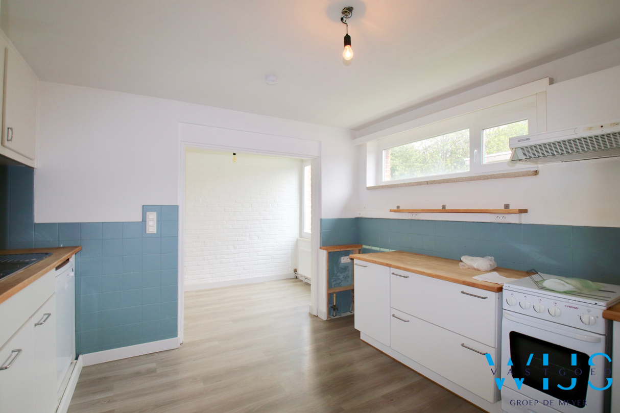 Instapklaar &amp; volwaardig appartement in Sint - Amandsberg 