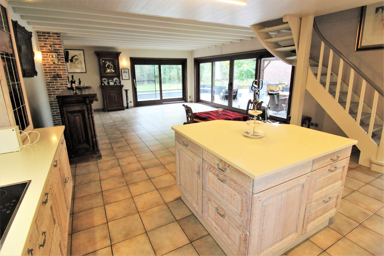 IN OPTIE - Woning (meerdere wooneenheden) met paardenstallen en weiland op ca. 41a te Merchtem (Vlaams-Brabant) 