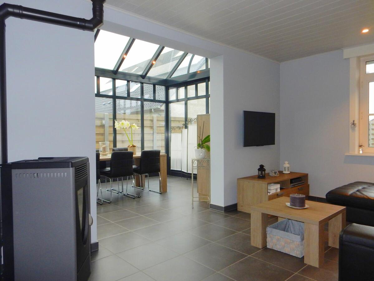 Charmante volledig gerenoveerde woning met 3 slaapkamers 