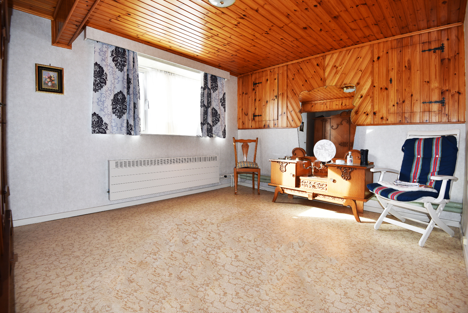 Te renoveren woning op 431m²  te centrum Waarschoot 